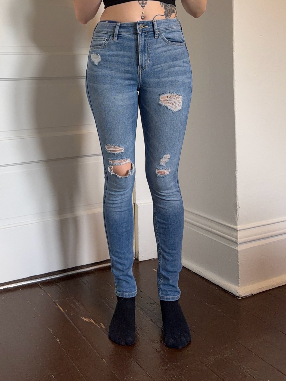 Hollister Blue Distressed Skinny Jeans 25”
